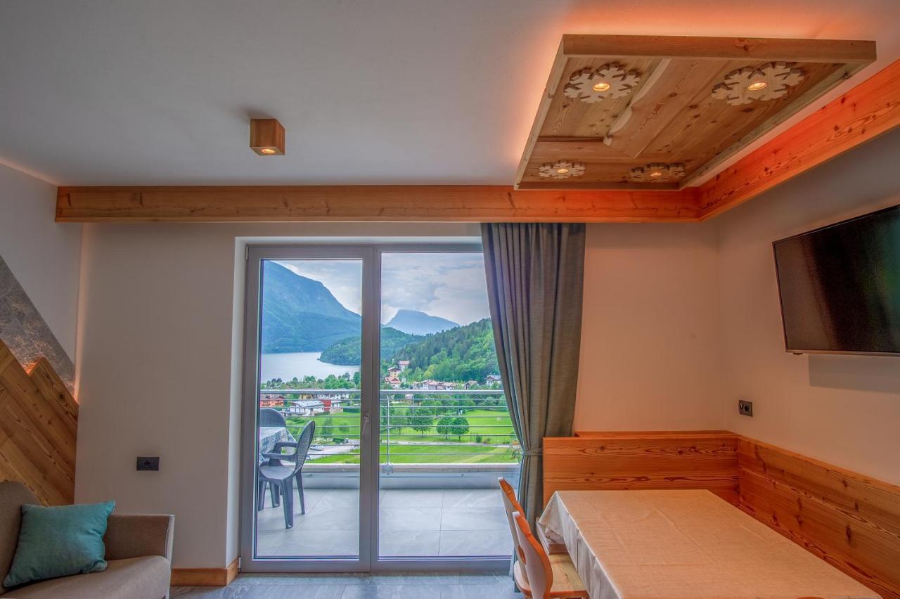 Dolomites Chalet Wolf Molveno Exterior foto